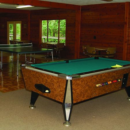 Bear Cave Rv Campground Buchanan 外观 照片